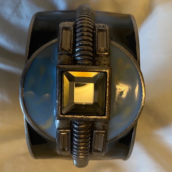 Silver Enamel Smoke Stone 1.5" Wide Cuff Bracelet 7" - Picture 3 of 10